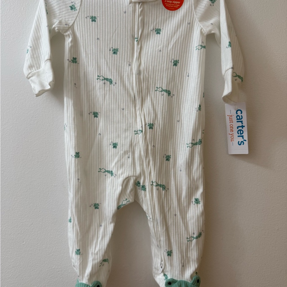 Carter's Sleep and Play